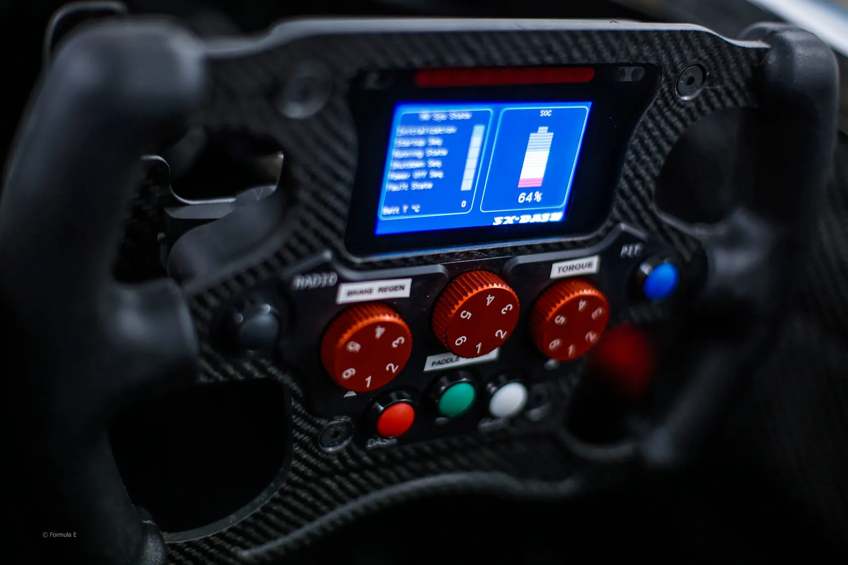 formula-e-la-ferte-gaucher-spark-renault-srt_01e-2013-15